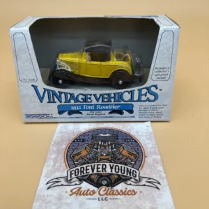 1932 Ford Roadster 1:43 Diecast Model ERTL NIB