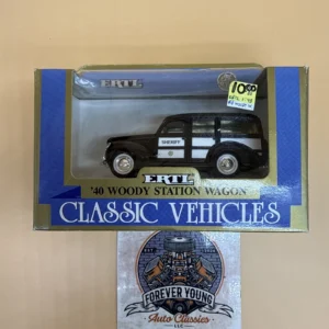 1940 Ford Woody Wagon 1:43 Diecast Model Ertl NIB