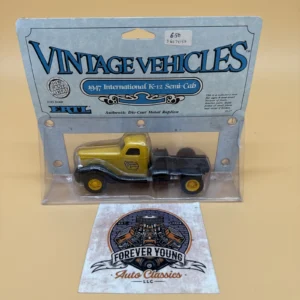 1947 International K-12 Semi-Cab Yellow/Black