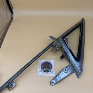1964 1965 1966 Mustang Fastback Convertible GT Shelby RH Door Vent Window ORIGIN