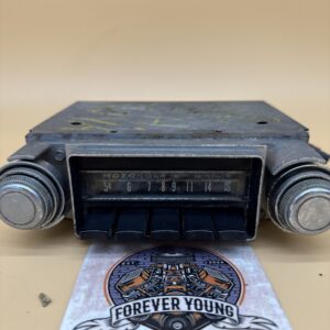 Working 1968 Chevy 2 II Nova Am Radio Motorola CY68A Original Vintage